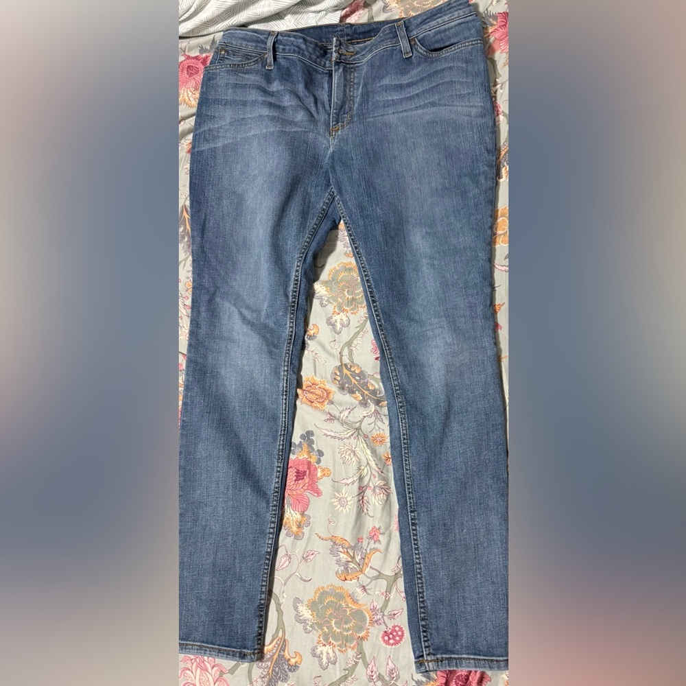 Wrangler Classic Blue Straight Leg Jeans